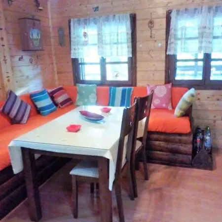 Holidays In The Sea & Mountains Holiday home *