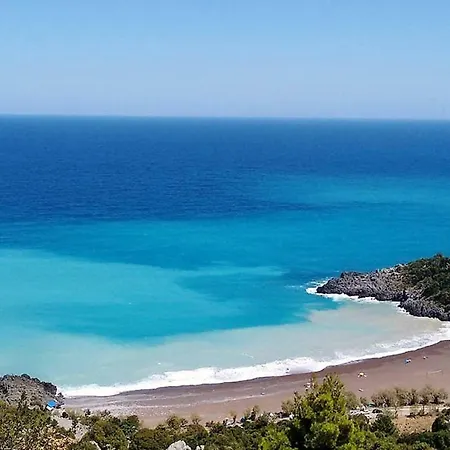 Holidays In The Sea & Mountains Holiday home